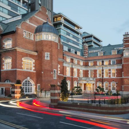 The Lalit London Ξενοδοχείο Εξωτερικό φωτογραφία The former St Mary's Hospital