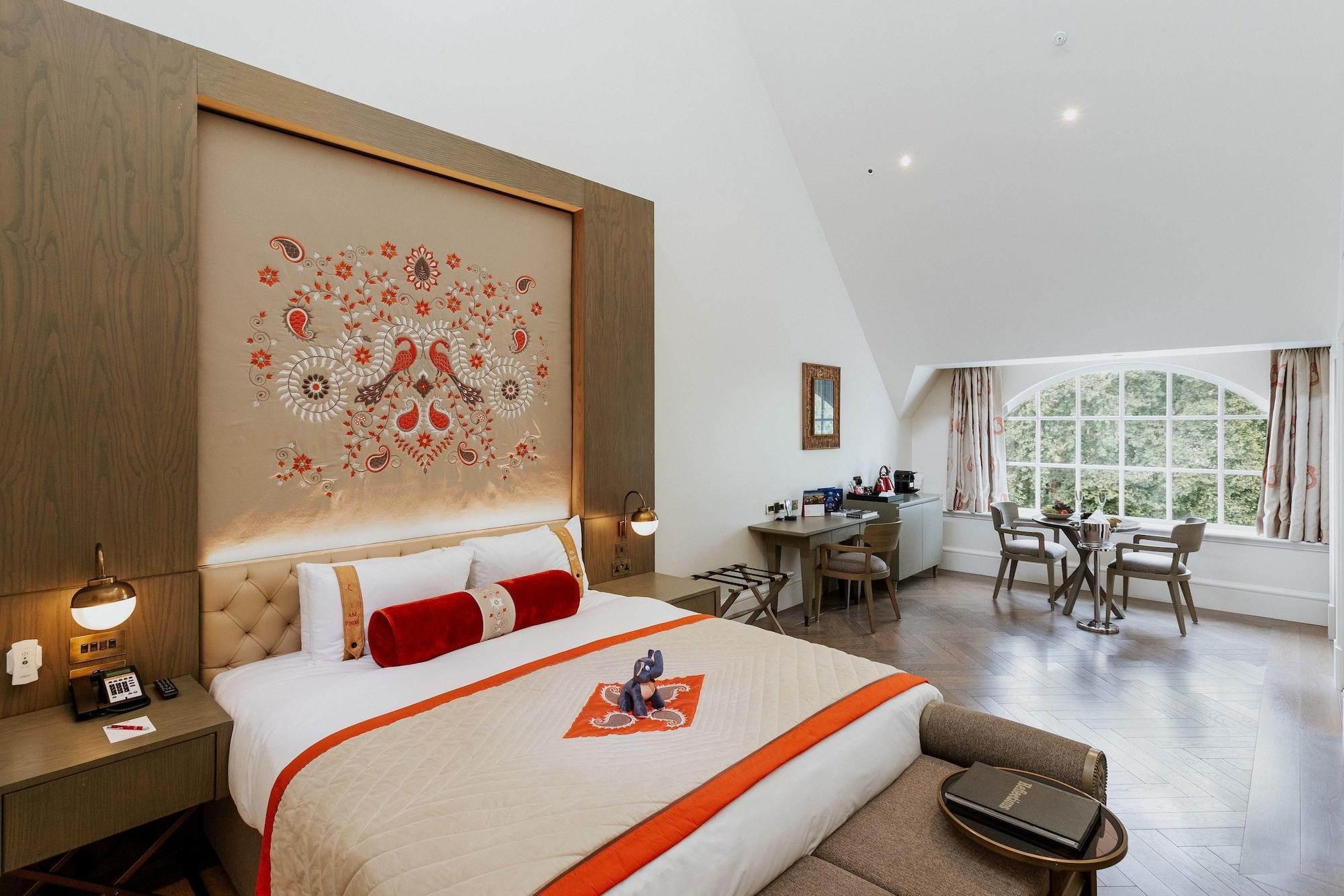 The Lalit London Ξενοδοχείο Δωμάτιο φωτογραφία A room at the Taj Bengal