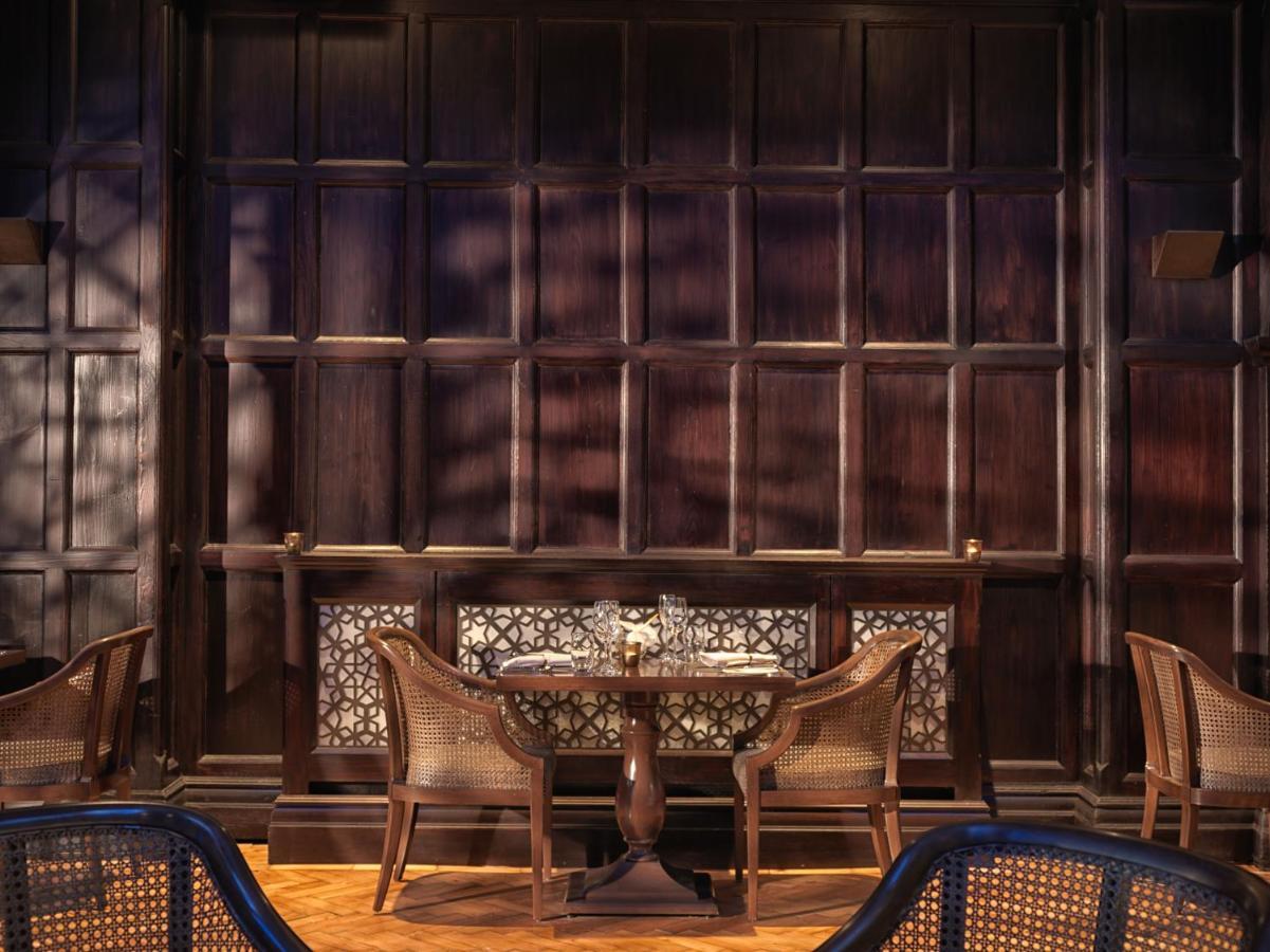 The Lalit London Ξενοδοχείο Εξωτερικό φωτογραφία The interior of the restaurant